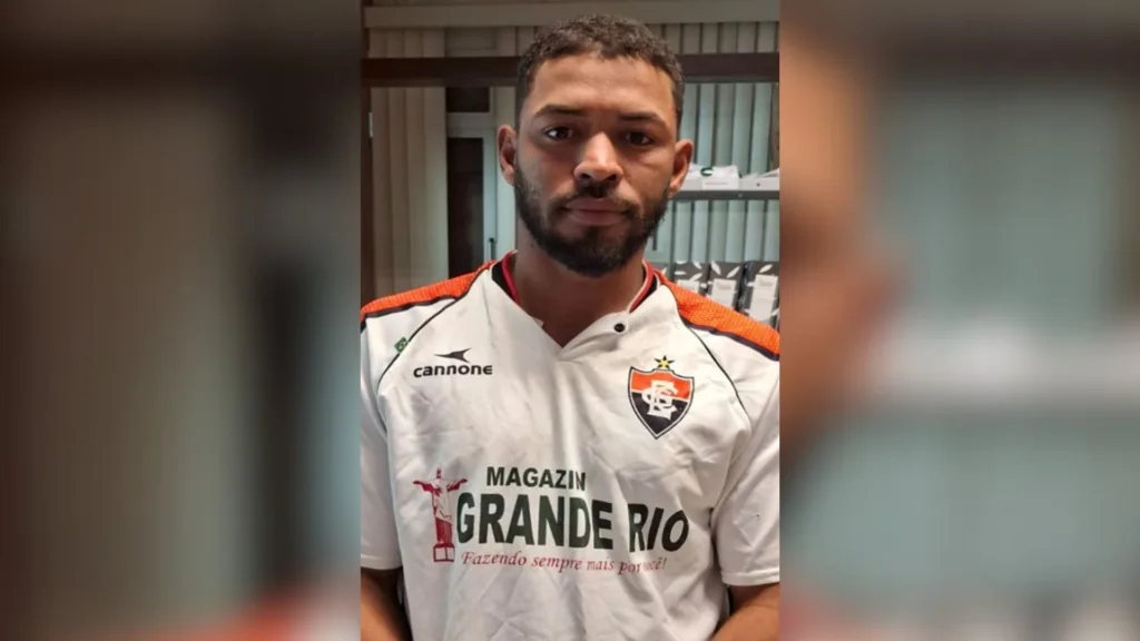 Talis da Silva Santos de 28 anos