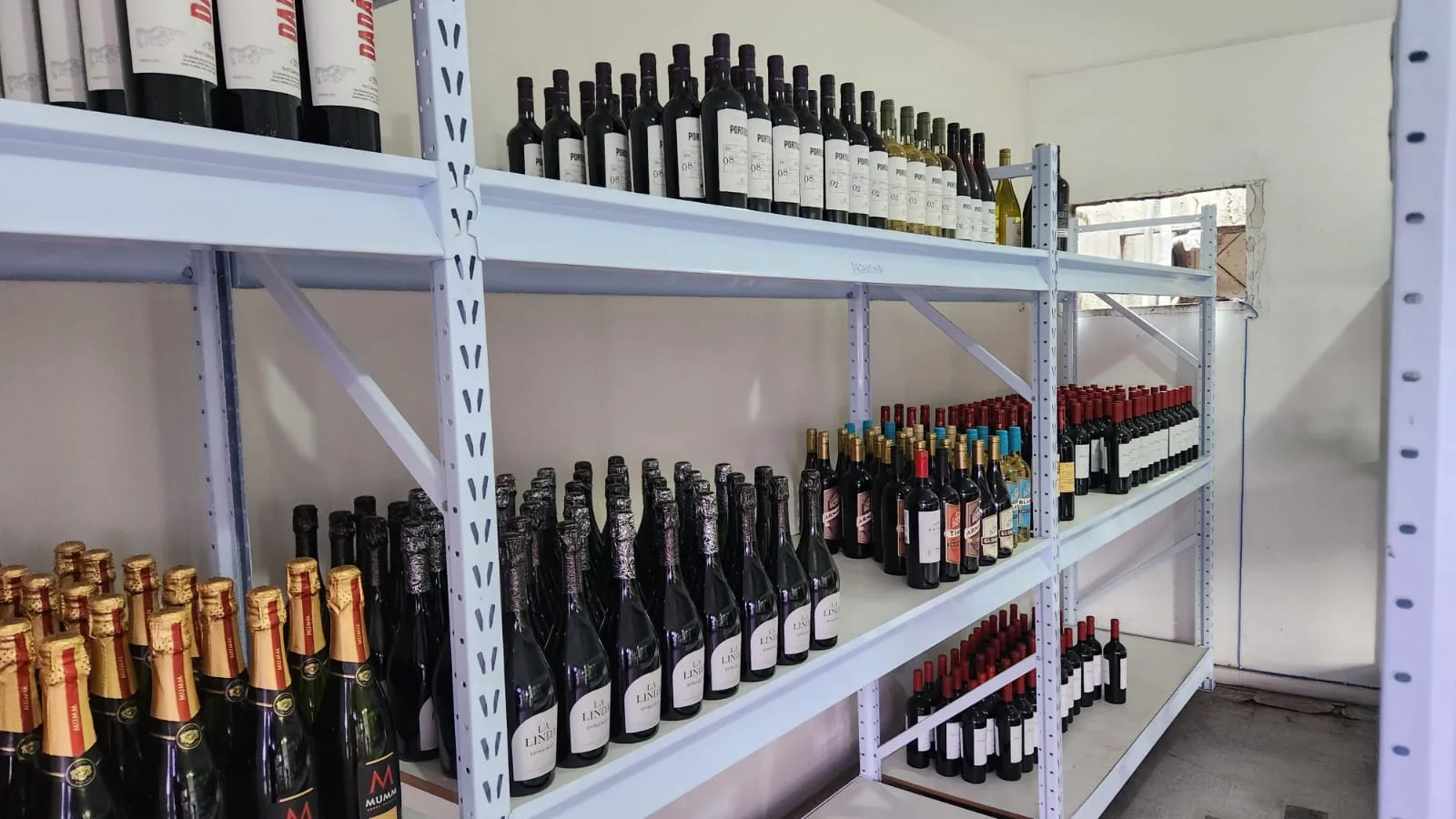 Venda ilegal de vinhos, mariscos, pescados, queijos e outros