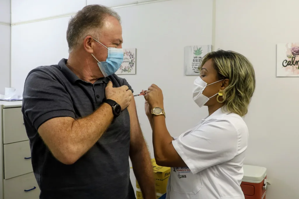 Casagrande dose reforço covid-19