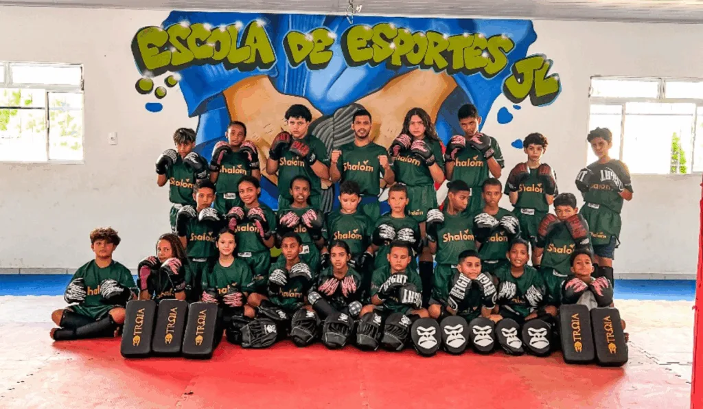 Aulas esportivas no instituto