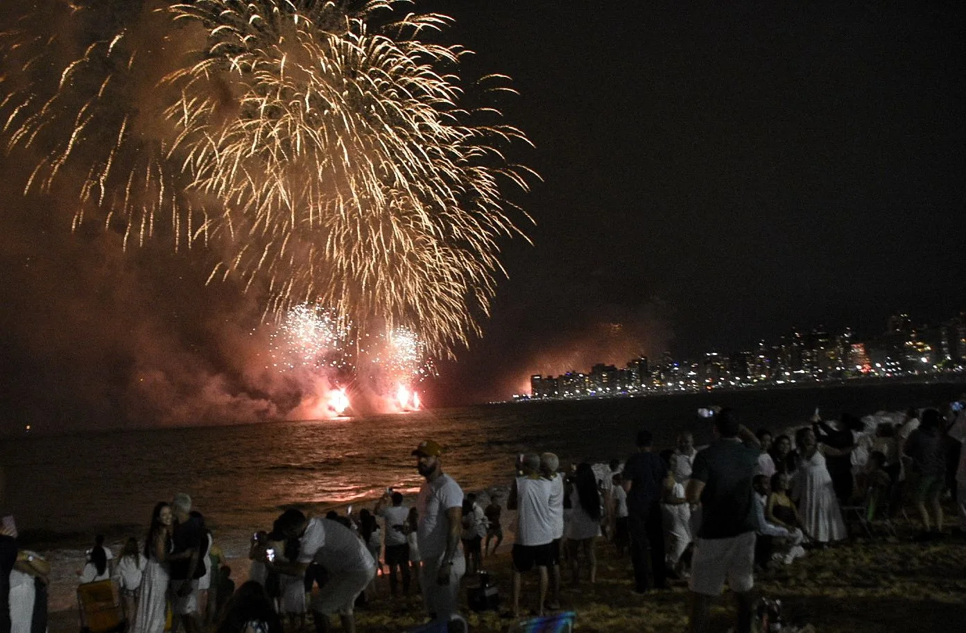 Queima de fogo em Vila Velha - Praia da Costa