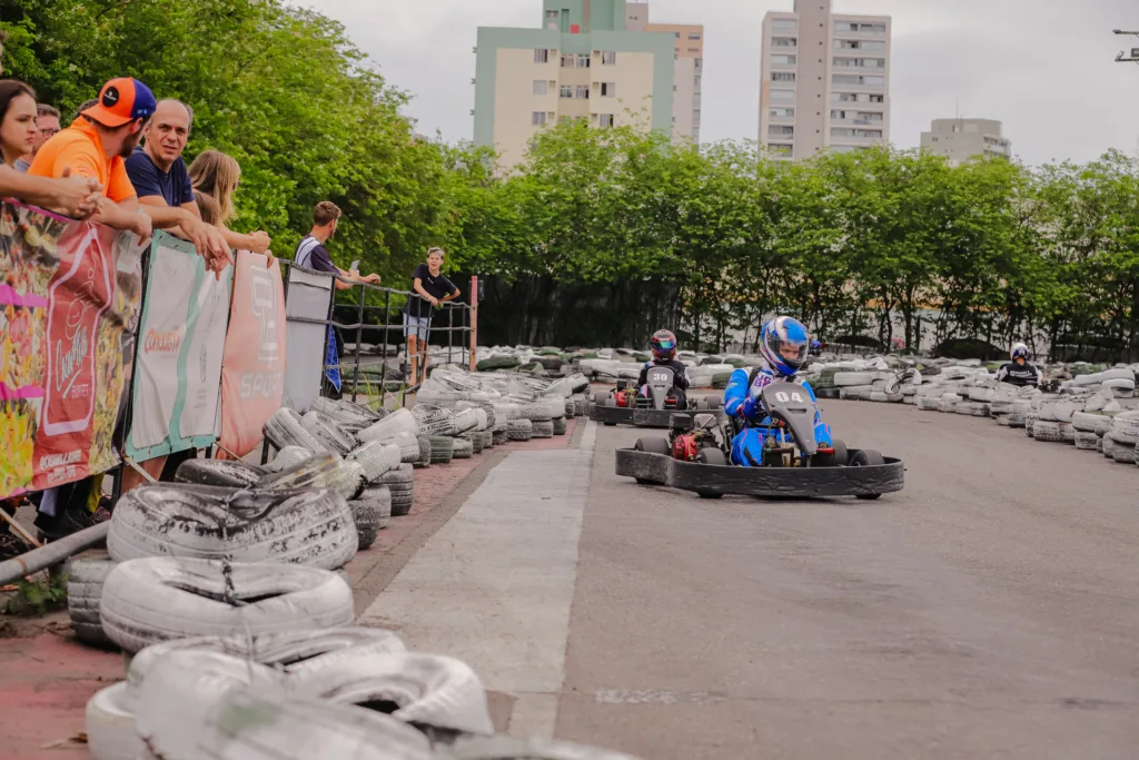 FDk Racing Cup, Dia 2, Kartódromo de Jardim Camburi, em Vitória.