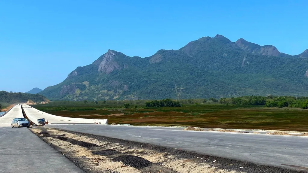 Obras no contorno do Mestre Álvaro