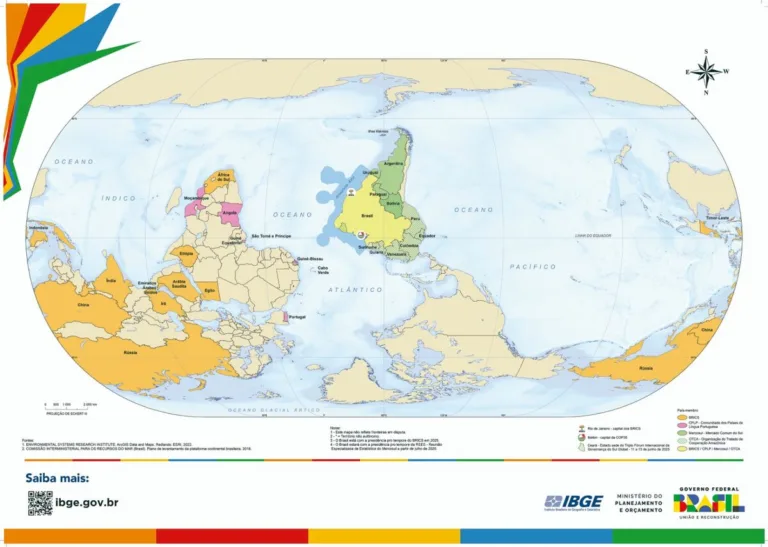 IBGE informou que o lançamento inédito contará com o mapa-múndi oficial invertido  com versões em português e em inglês. Crédito: IBGE