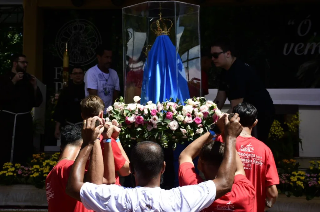 ROMARIA DOS ADOLESCENTES