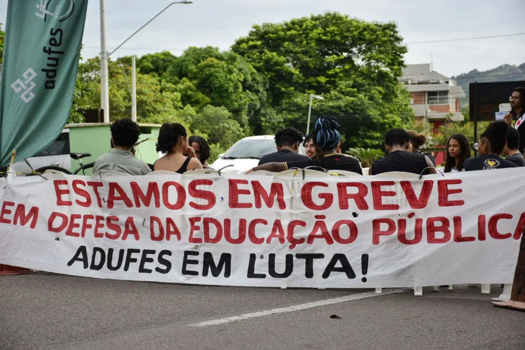 1° dia greve na UFES