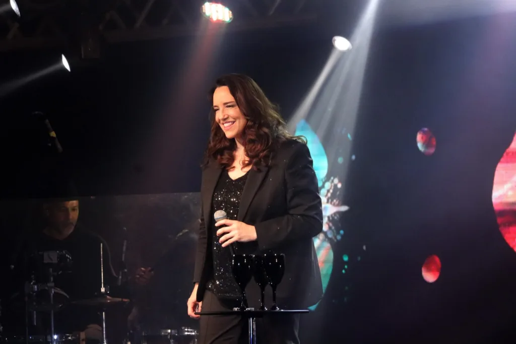 A cantora Ana Carolina em show, em Vitória