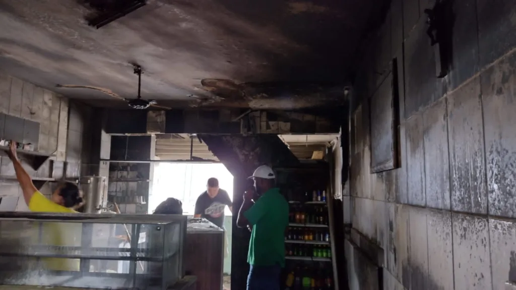 incêndio lanchonete