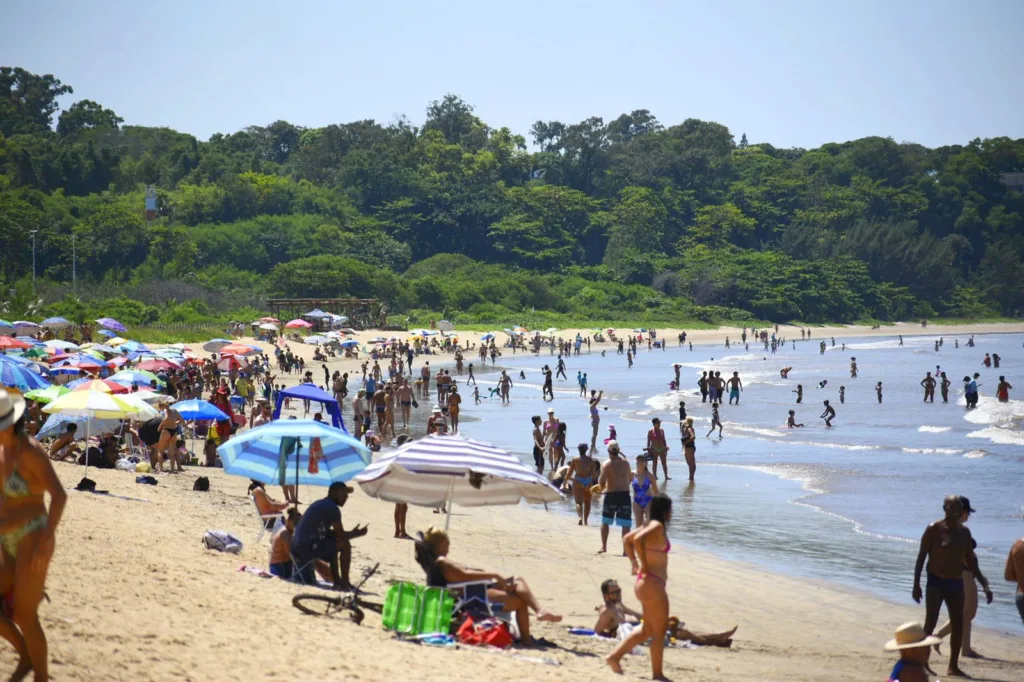 Tempo aberto - Praia de Camburí