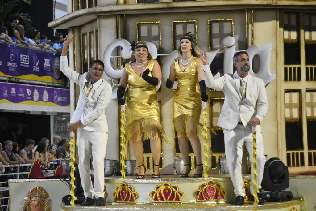 Carnaval de Vitória - Chegou o Que Faltava - desfile
