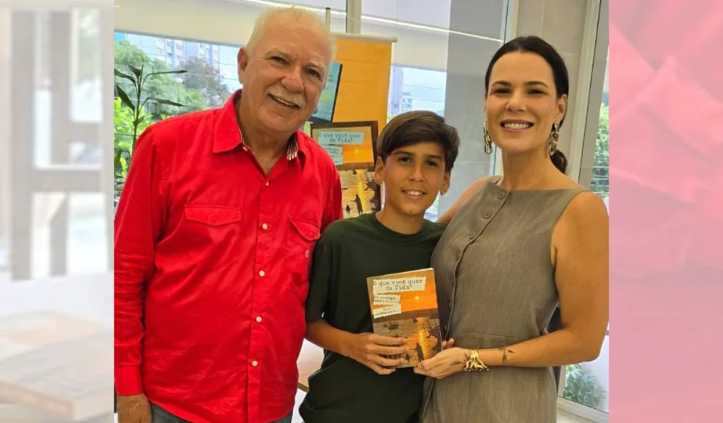 Lançamento do livro de Elcio Alves