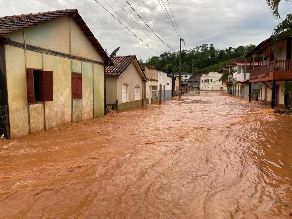 Chuva Vila Pavão