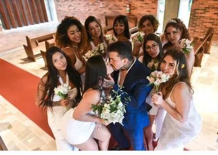 Modelo brasileiro viraliza ao se casar
