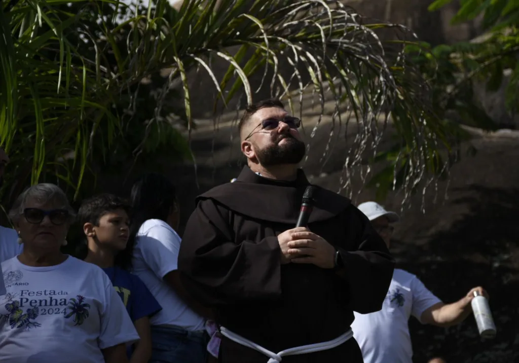 Terço Gigante do Convento da Penha 2024