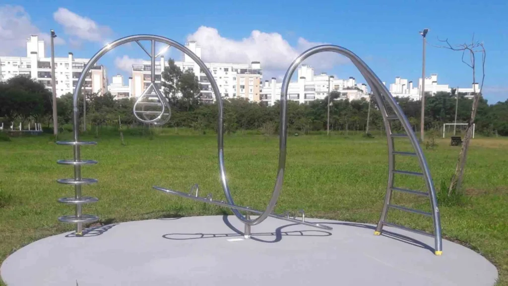 escultura-equilíbrio-parque-da-cidade