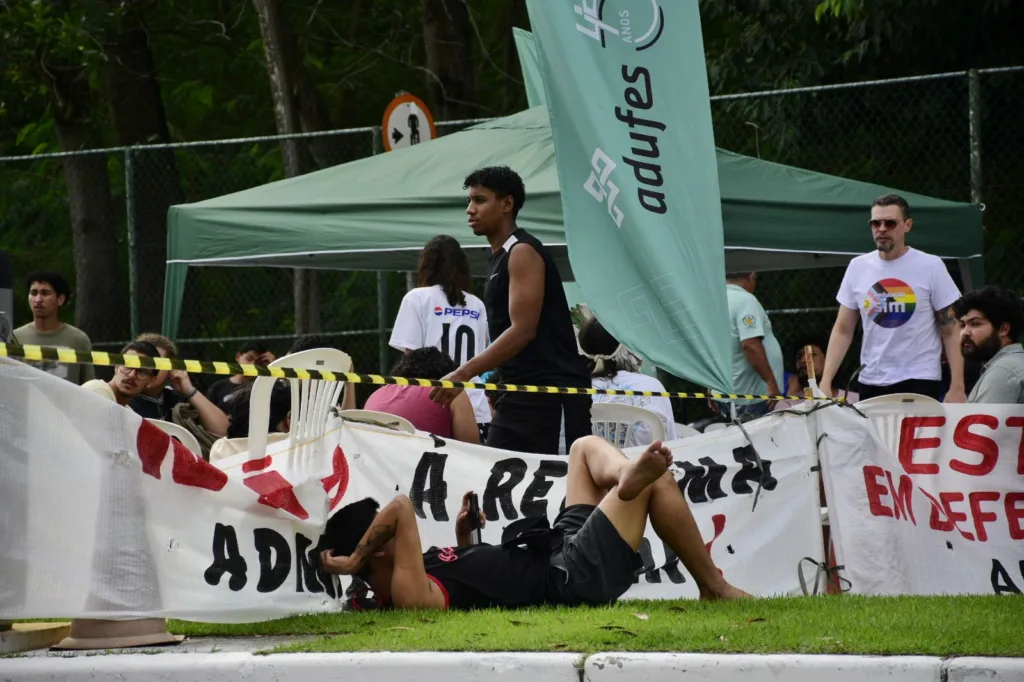 1° dia greve na UFES