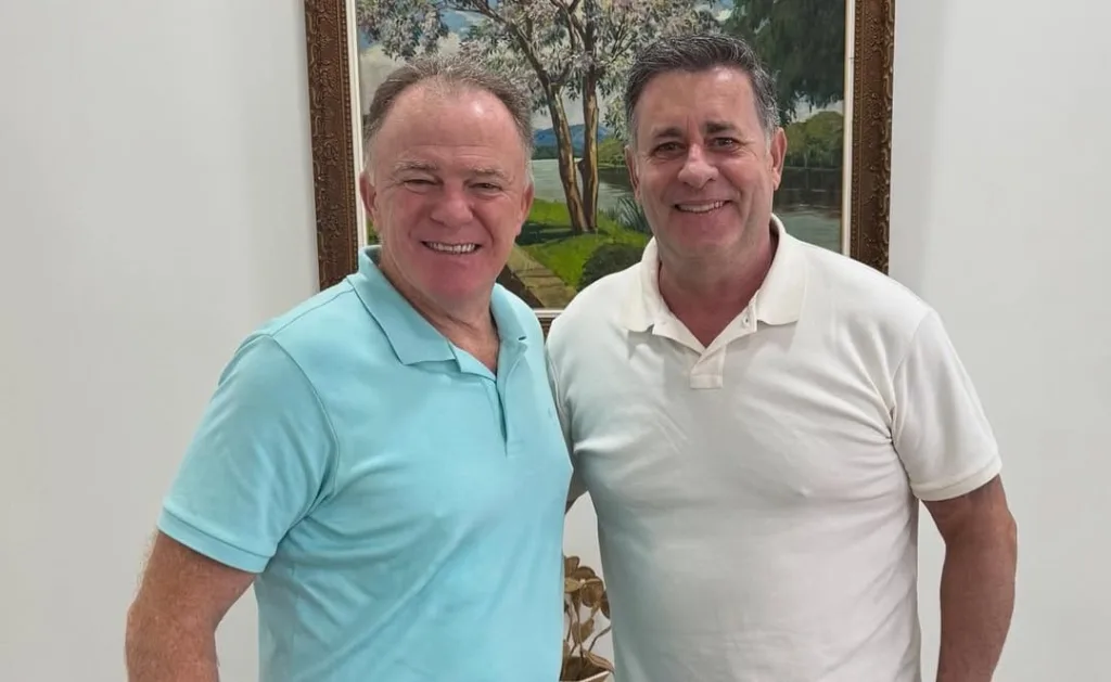 Casagrande e Luciano Rezende (foto: Instagram) Casagrande e Luciano Rezende (foto: Instagram)
