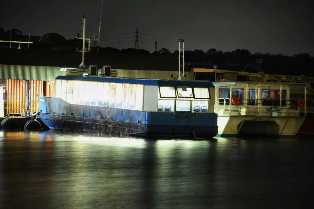 Nova embarcação