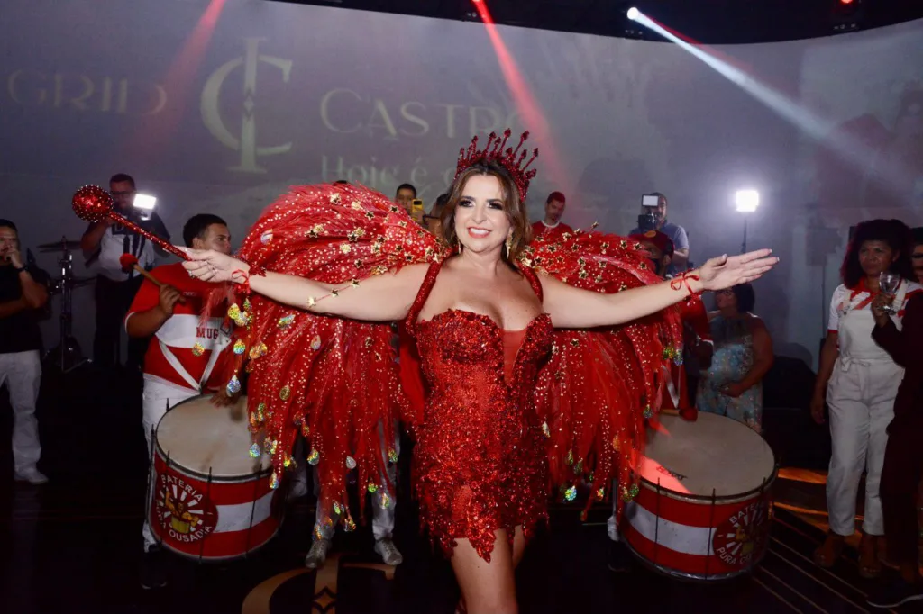 A cerimonialista Ingrid Castro em seu aniversário de 60 anos: só no samba no pé!