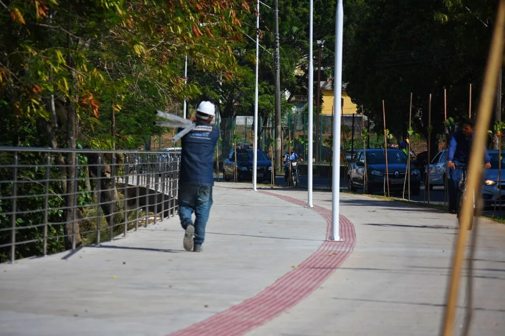 Obras da orla de Cariacica
