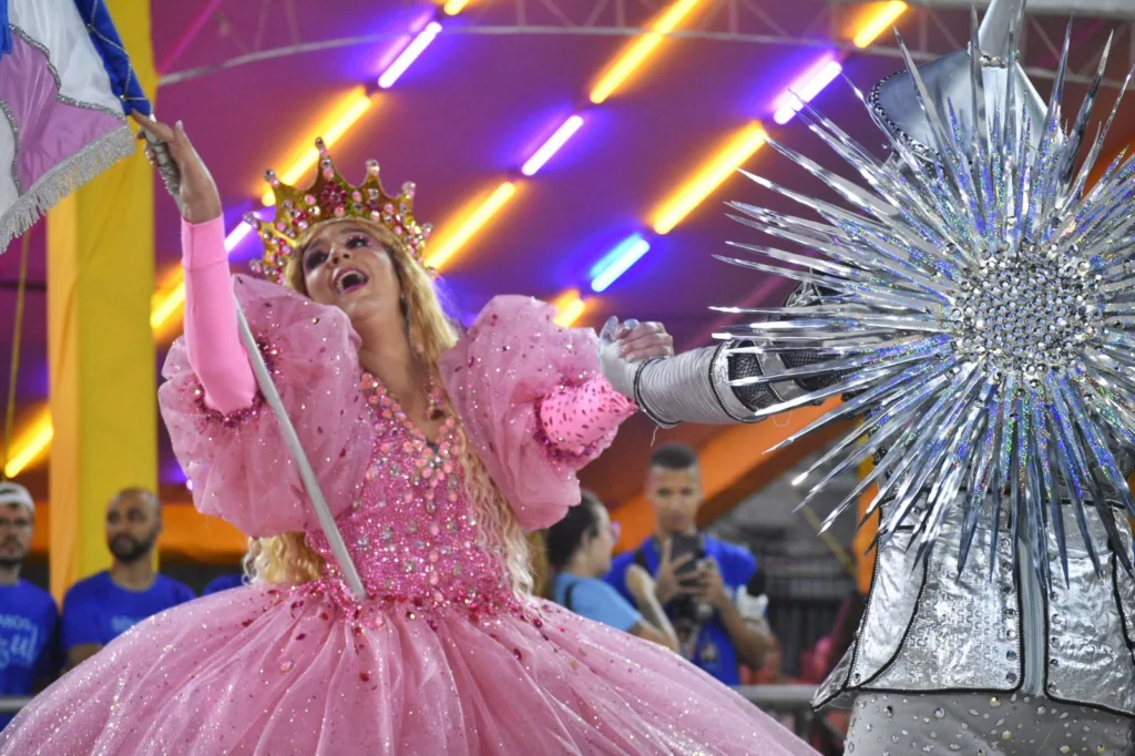 Carnaval de Vitória - Chegou o Que Faltava - desfile