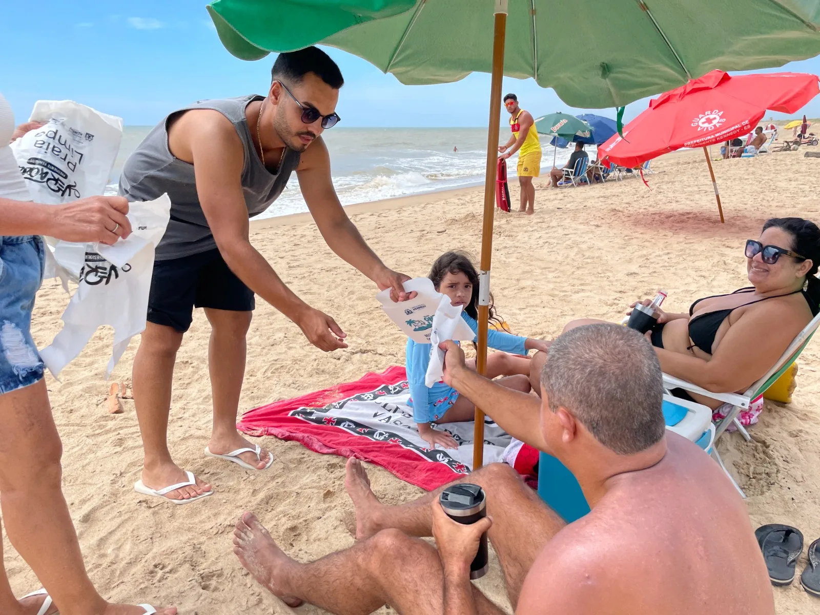 Projeto Praia Limpa.