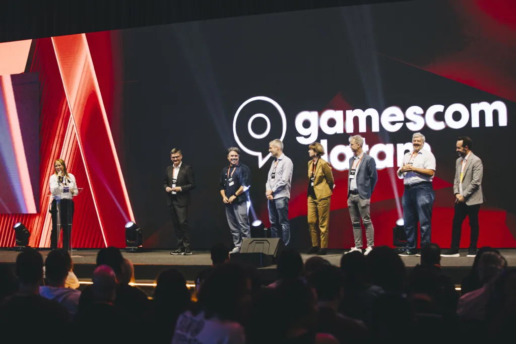 FGS live from gamescom latam dá um gostinho do futuro dos games com trailers e anúncios inéditos. Gaules é convidado do dia.