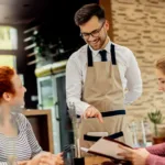 bares e restaurantes garçom atendimento