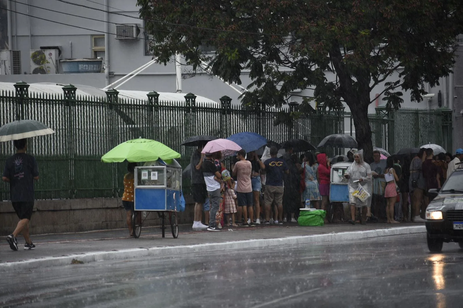 Visitação do Navio da Marinha - Dia de chuva