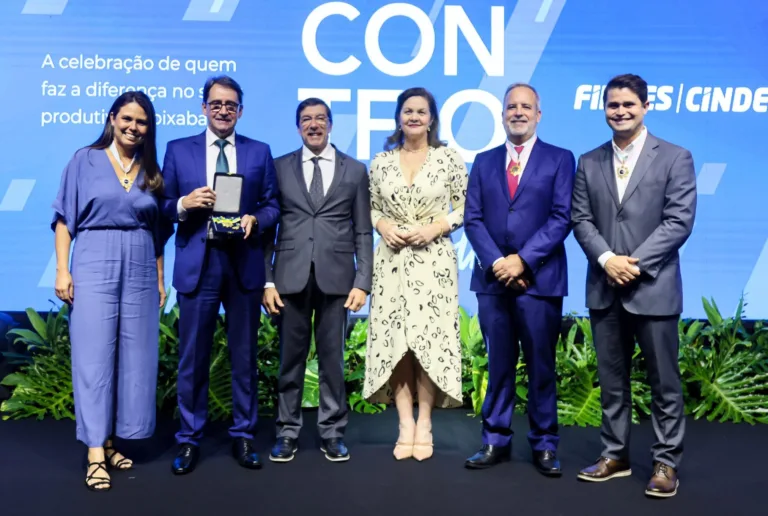 O encontro da indústria reúne associados e lideranças em solenidade de homenagens