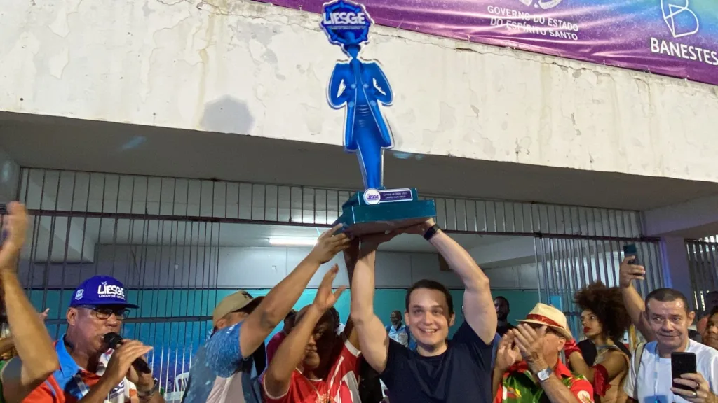 TROFÉU MUG CAMPEA