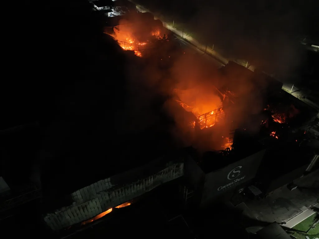 incendio cacau show linhares
