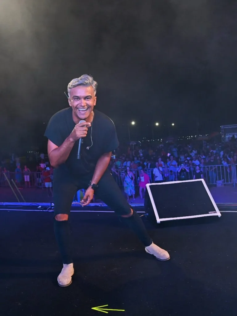 Carlinhos Rocha show Ano Novo Vitória Praia de Camburi
