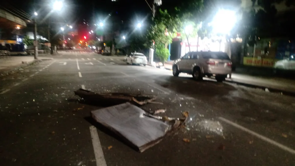 Queda de placa em Vitória