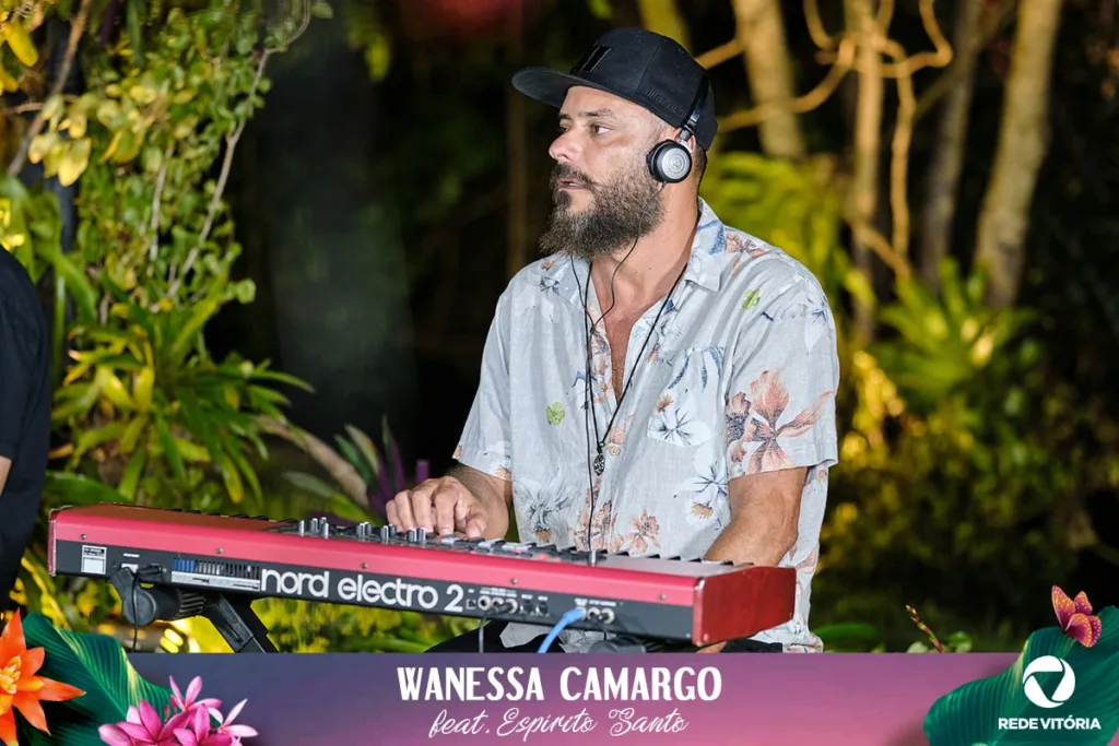 Wanessa Feat ES