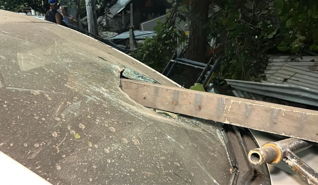 Desabamento do Ginásio Jones dos Santos Neves em Bento Ferreira