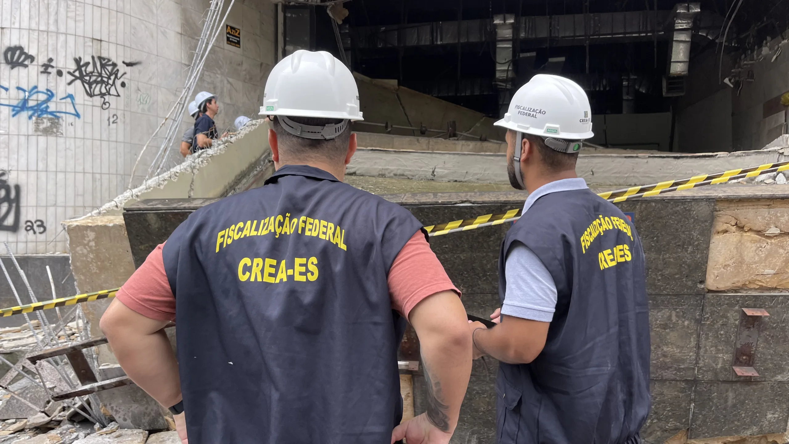 Vistoria do Crea em marquise