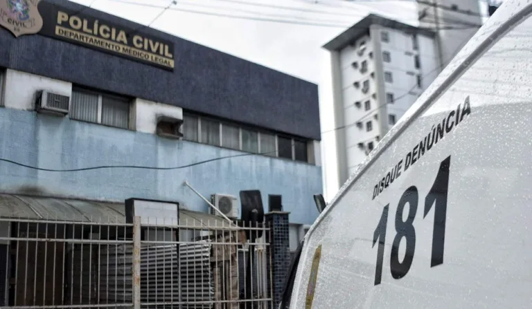 IML de Vitória DML assassinato homicídio crime