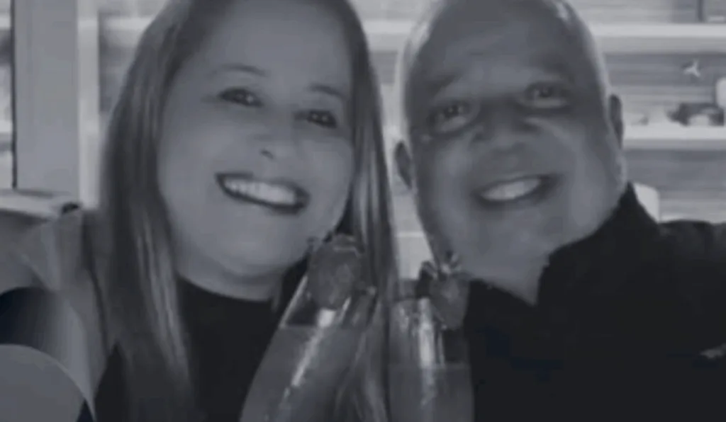 Casal morre em grave acidente envolvendo moto e carros/Reprodução Redes Sociais
