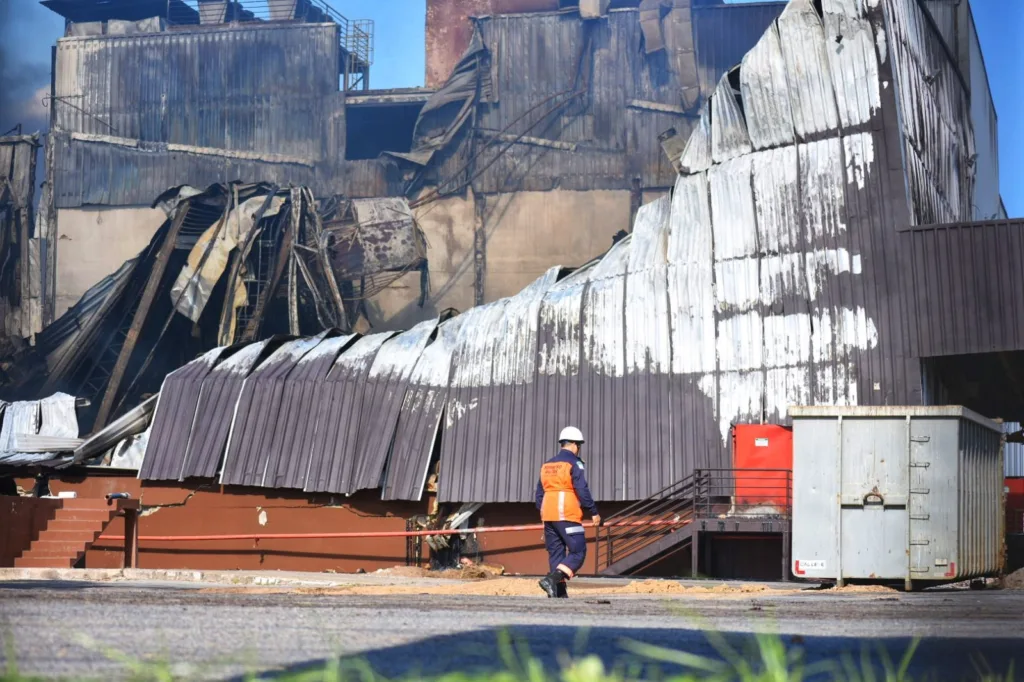 Incêndio na Cacu Show em Linhares