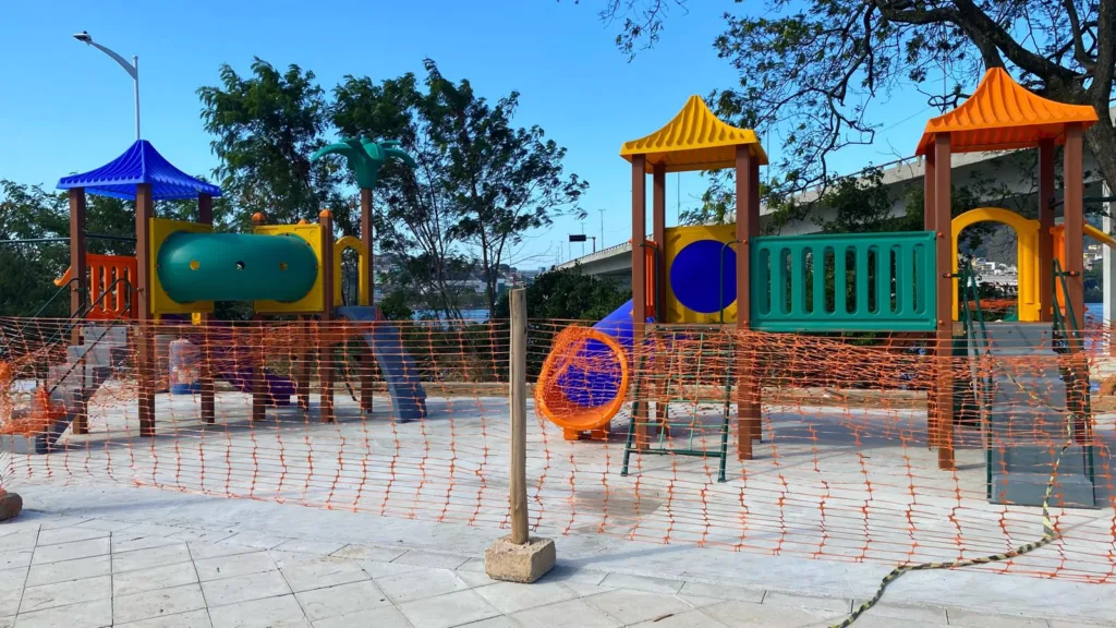 Obras da orla de Cariacica
