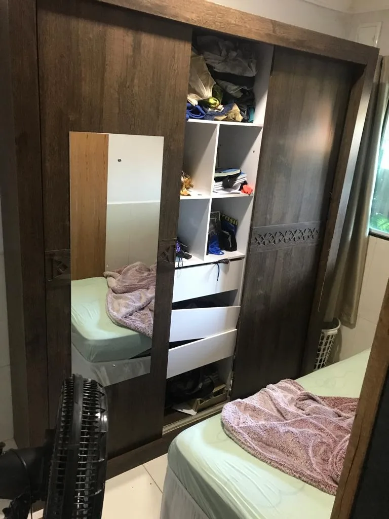 quarto do rapaz de 13 anos que planeja ataque