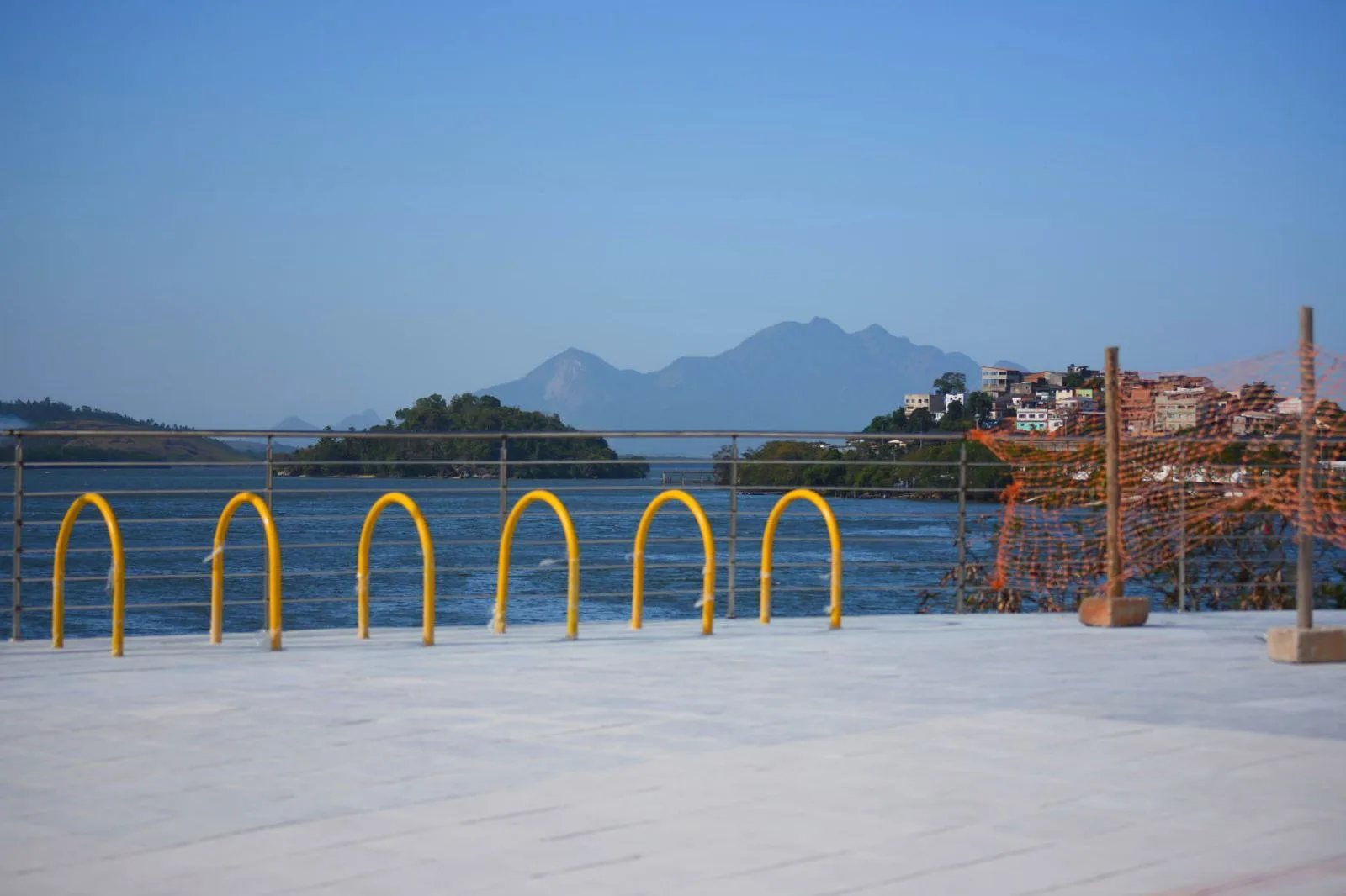 Obras da orla de Cariacica