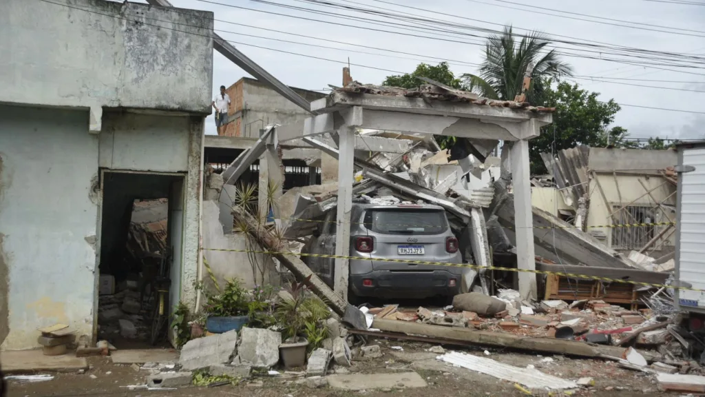 Explosão gás - Casa - Vila Velha