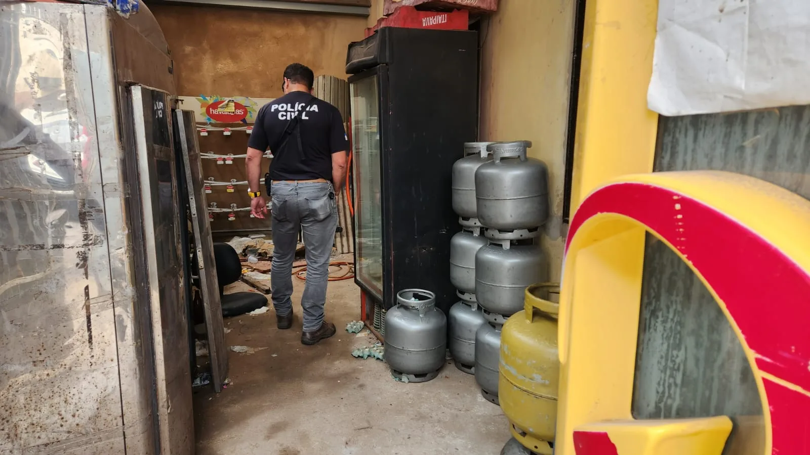 Apreensão botijas de gás