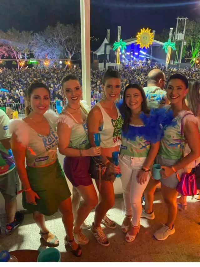 'Uma vila festiva'
