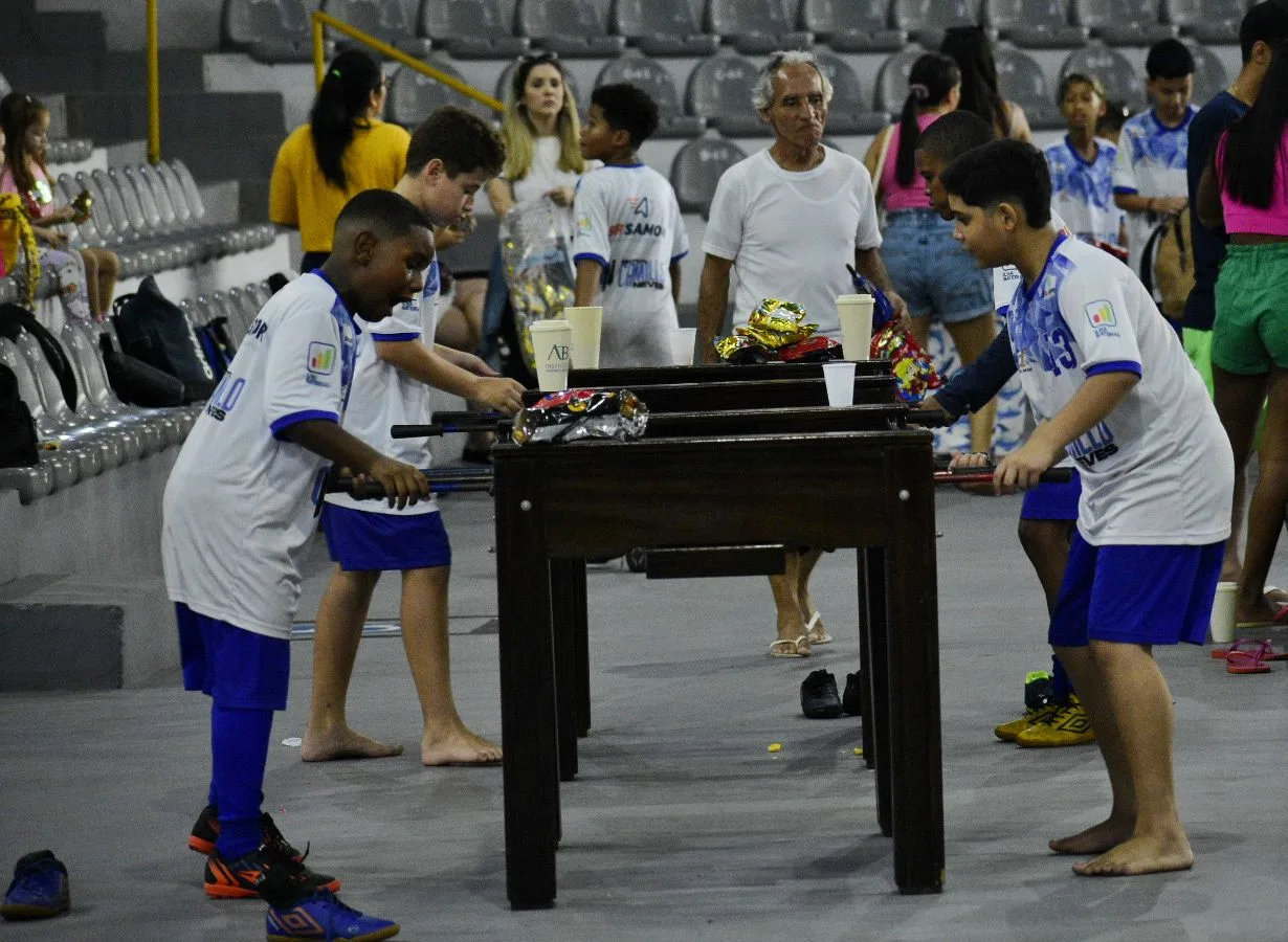 Instituto Camillo Neves promove o Amistoso do Bem no ginásio da Escola Americana de Vitória
