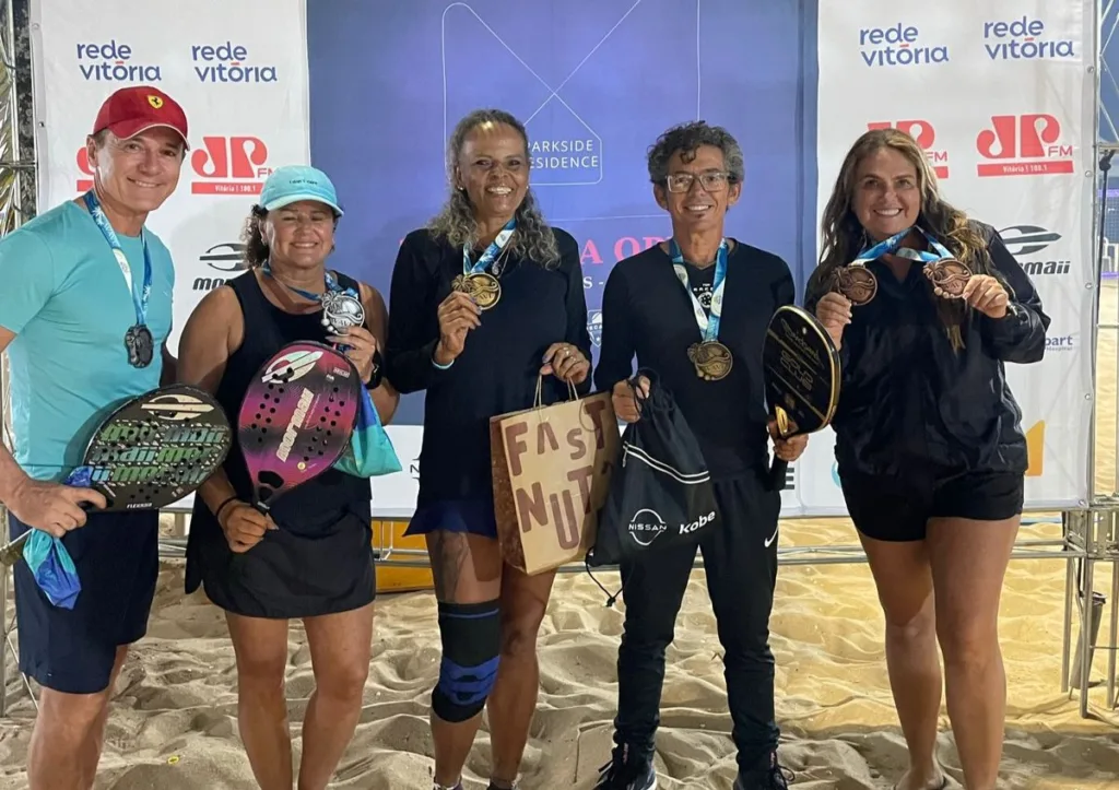 2º Vitória Open de Beach Tennis, praia de Camburi. Dia 1