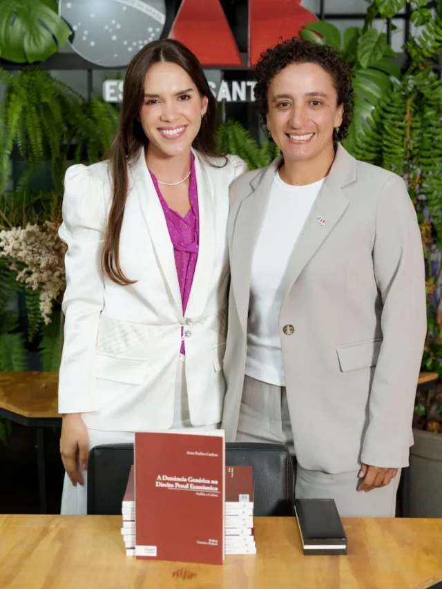 Sede da Ordem dos Advogados abre para lançar livro com noite de autógrafos