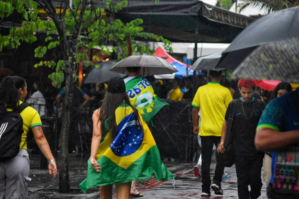 Jogo Brasil e Sérvia - Bares Praia do Canto